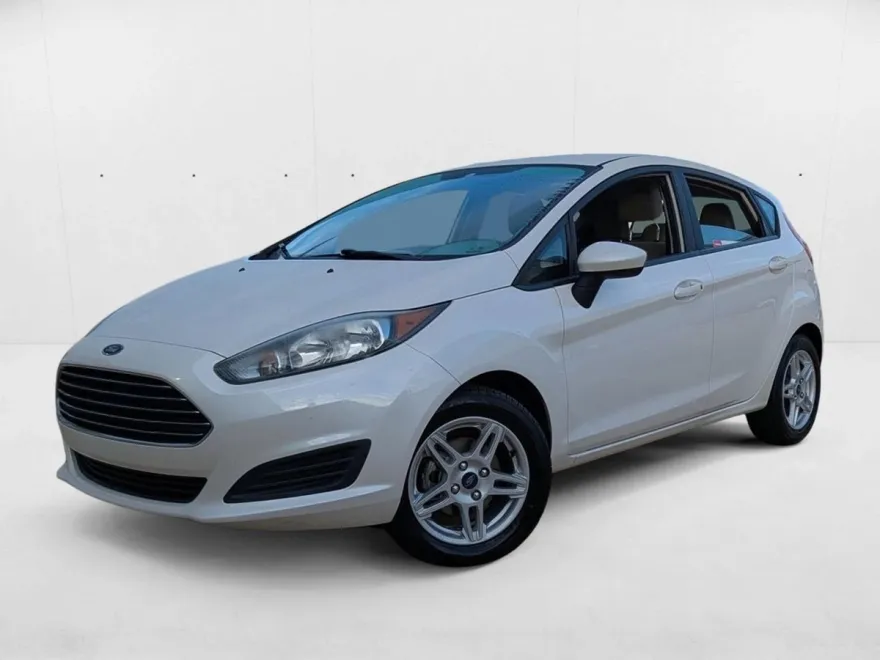 2018 Ford Fiesta SE photo 1