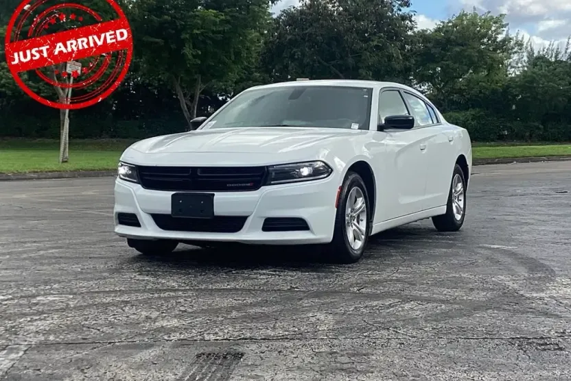 2023 Dodge Charger SXT photo 1