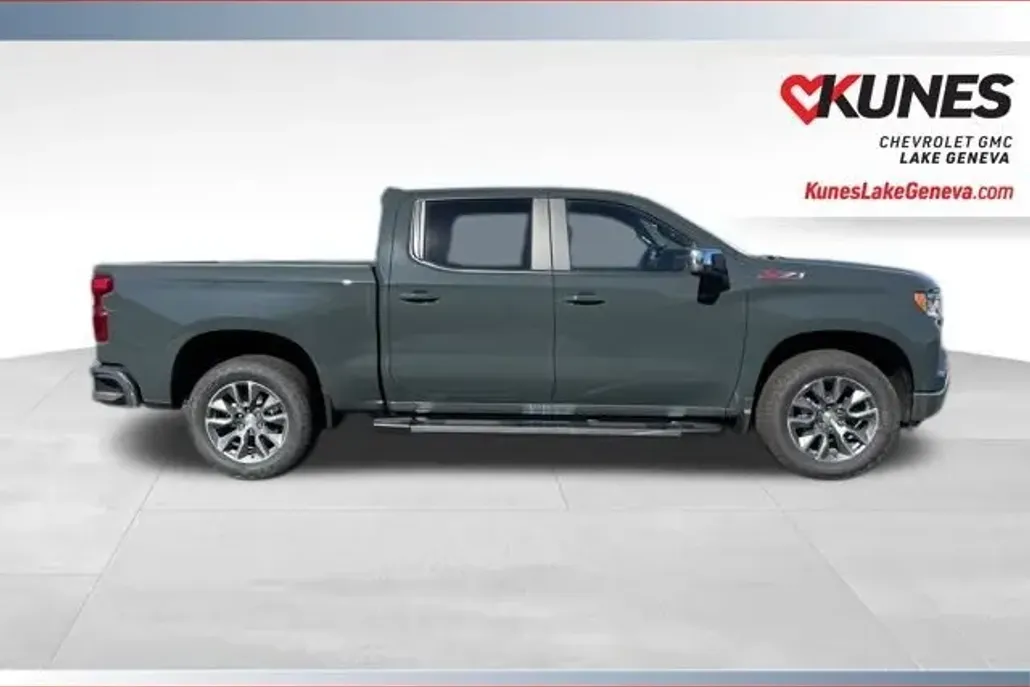 2026 Chevrolet Silverado 1500 LT1 photo 1