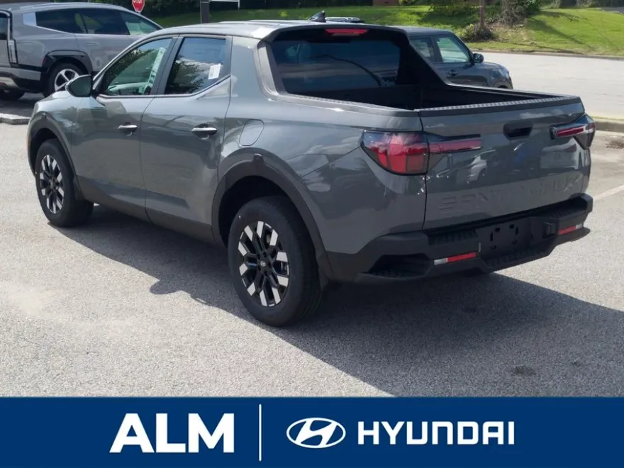 2026 Hyundai Santa Cruz SE photo 1