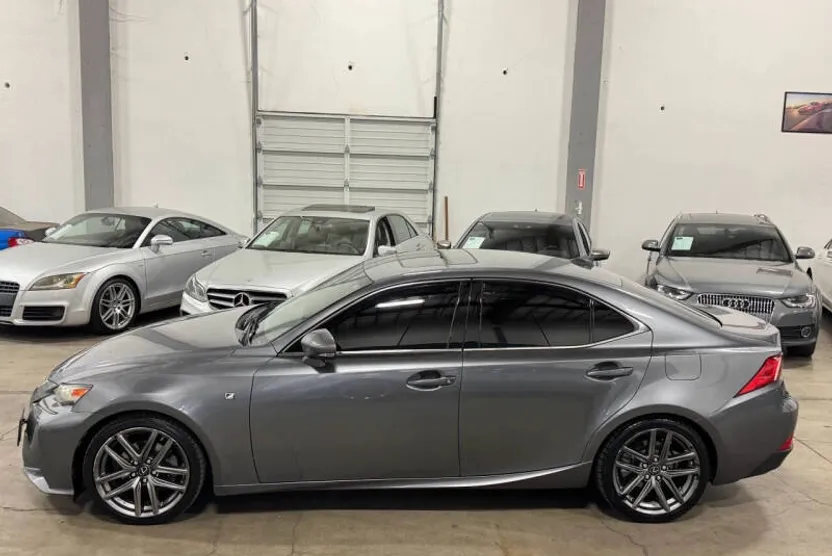 2014 Lexus IS 250 photo 1