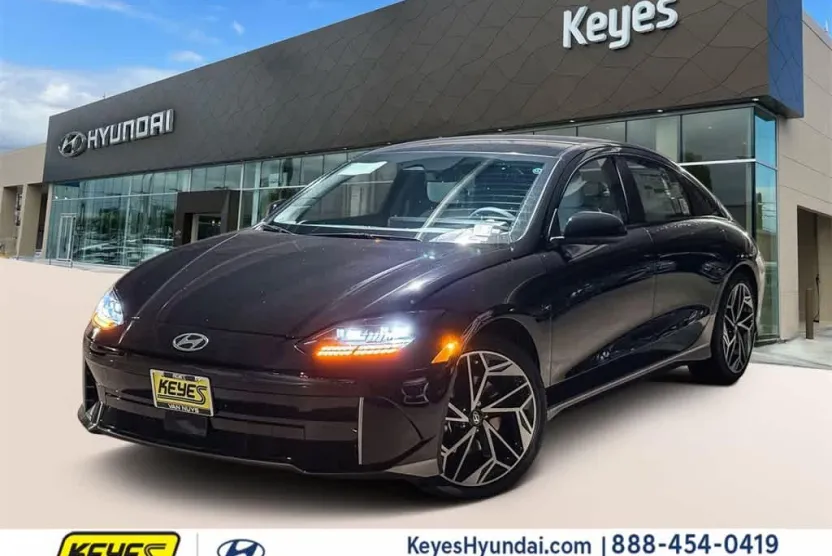 2025 Hyundai Ioniq 6 SEL photo 1