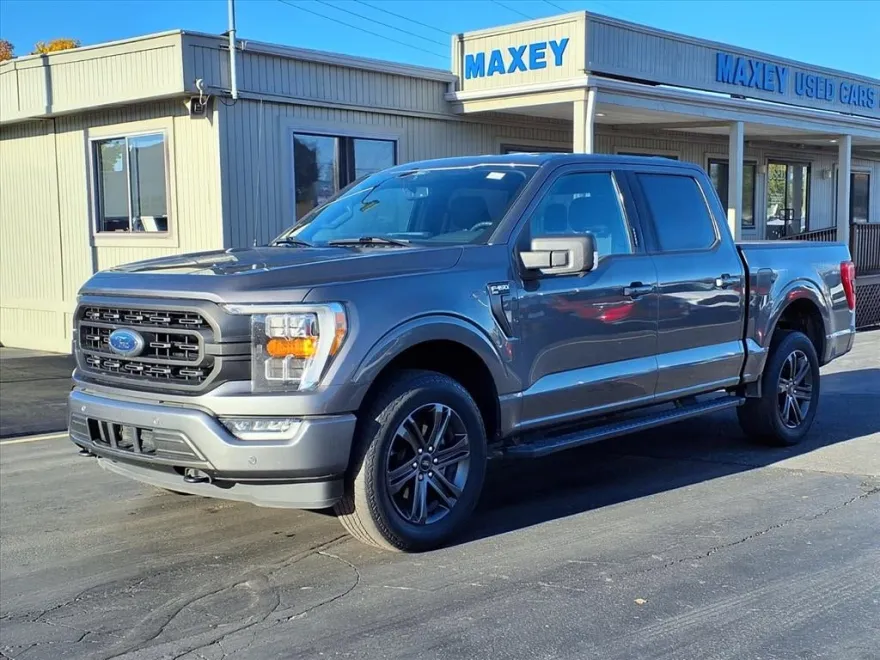 2021 Ford F-150 XLT photo 1