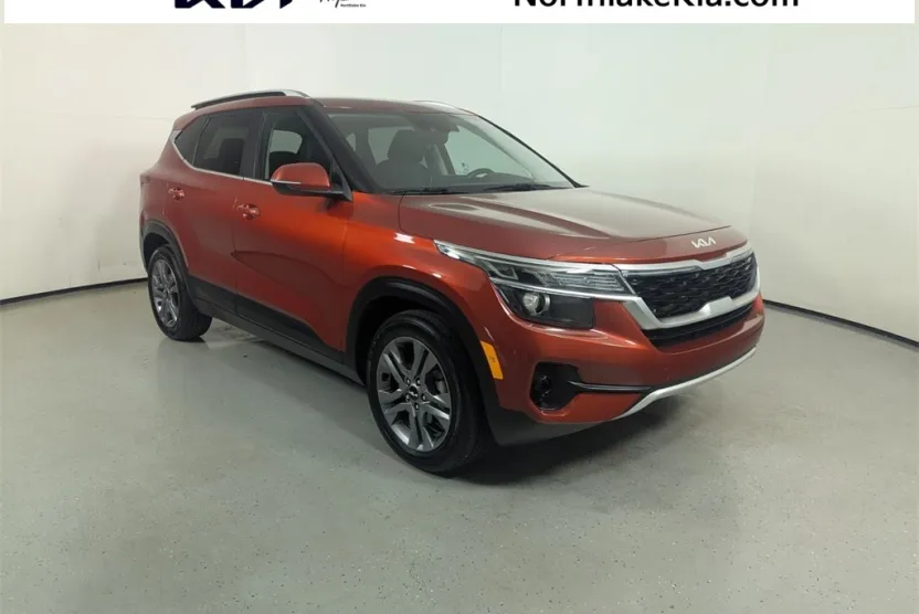 2022 Kia Seltos S photo 1