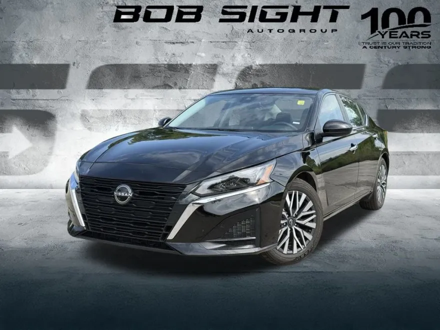 2023 Nissan Altima 2.5 SV photo 1