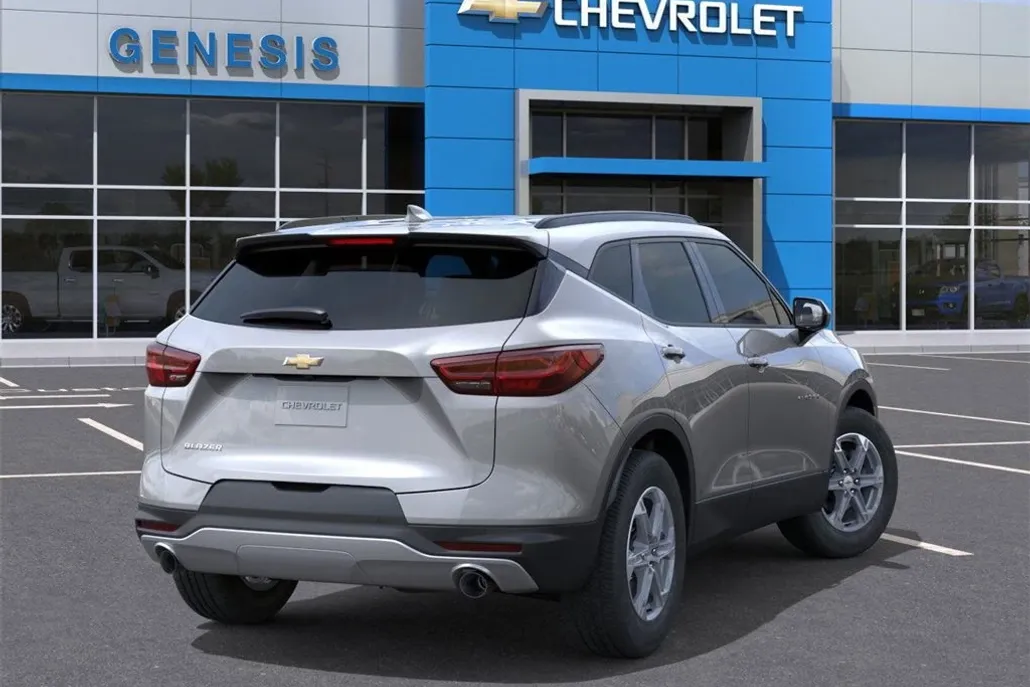 2025 Chevrolet Blazer 2LT photo 1