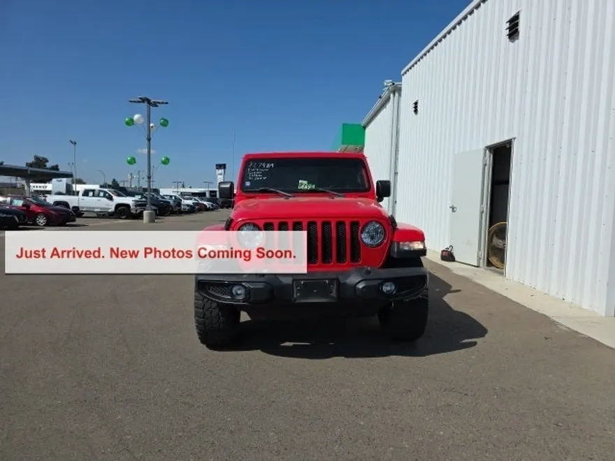 2021 Jeep Wrangler Unlimited Sahara Altitude photo 1