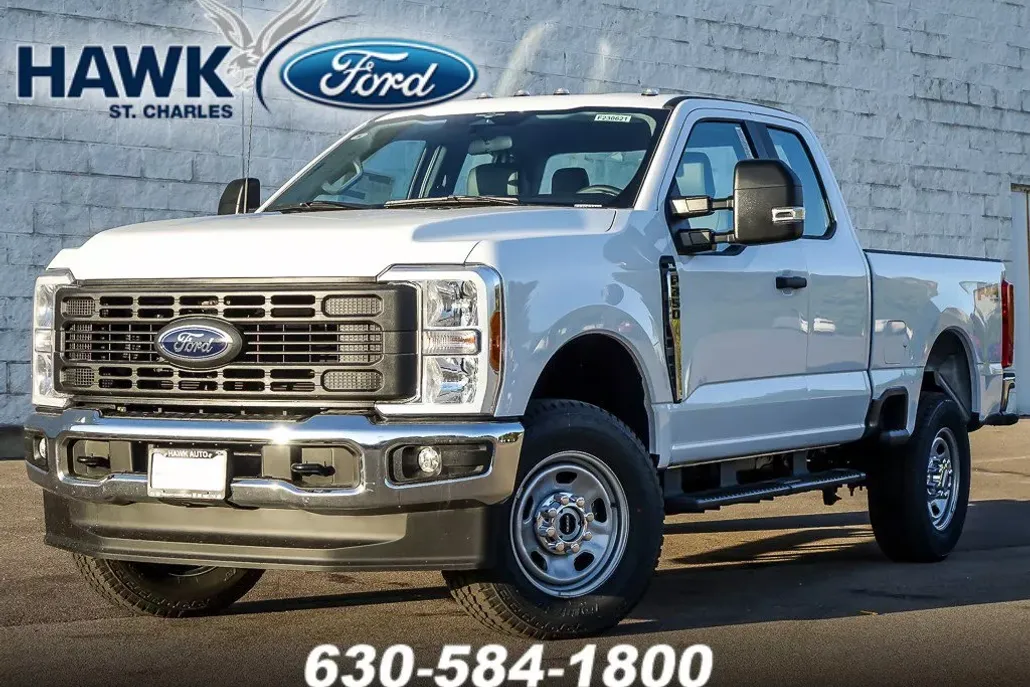 2023 Ford F-350 XL photo 1