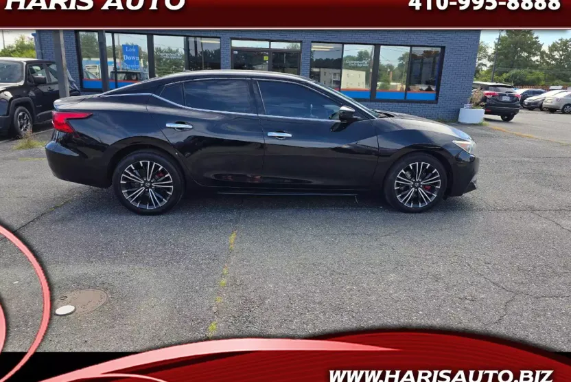 2016 Nissan Maxima S photo 1