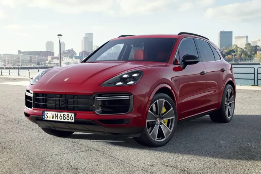 2023 Porsche Cayenne Turbo S E-Hybrid photo 1
