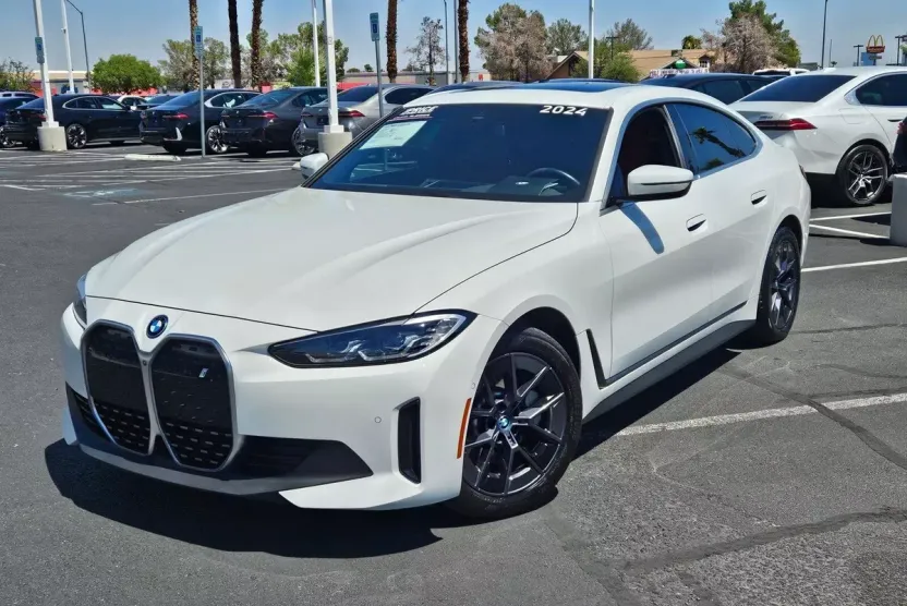 2024 Bmw i4 eDrive40 photo 1