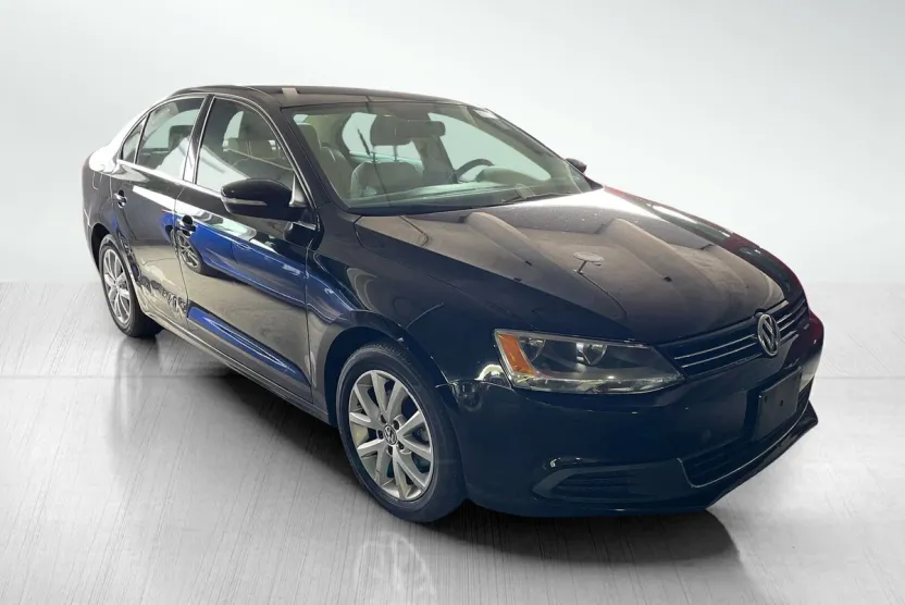 2014 Volkswagen Jetta 1.8T SE photo 1