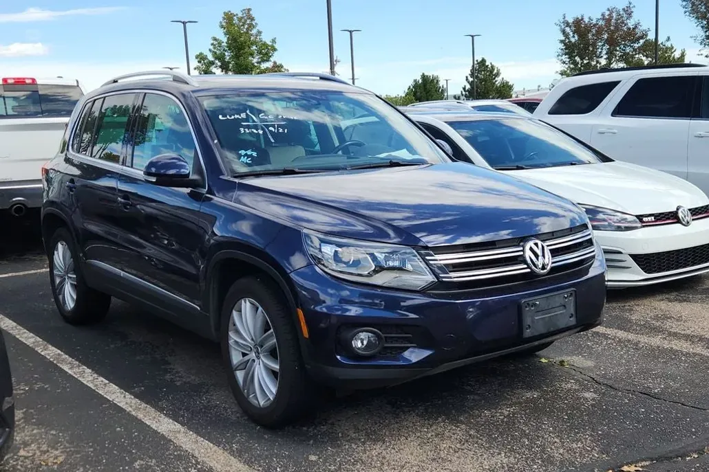 2016 Volkswagen Tiguan SE photo 1