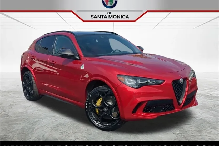 2024 Alfa Romeo Stelvio Quadrifoglio photo 1