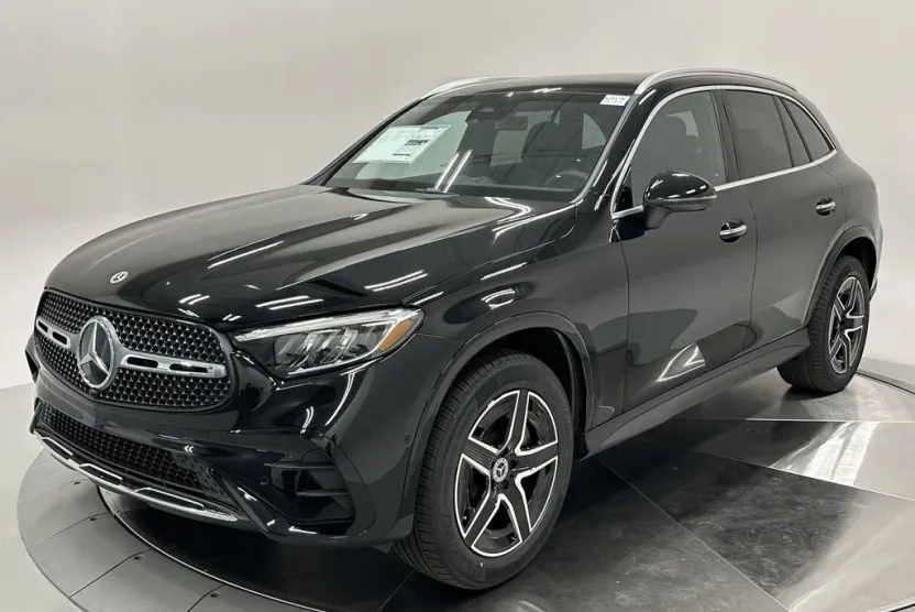 2026 Mercedes Benz GLC 300 photo 1