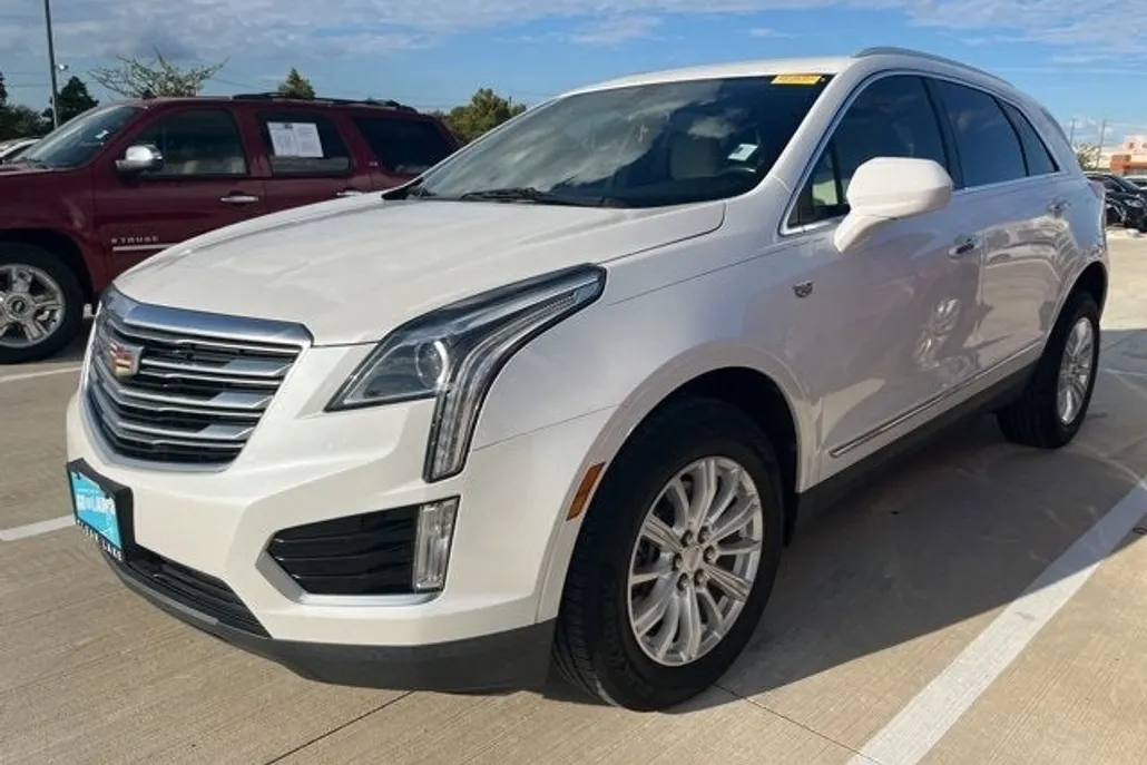 2018 Cadillac XT5 Base photo 1