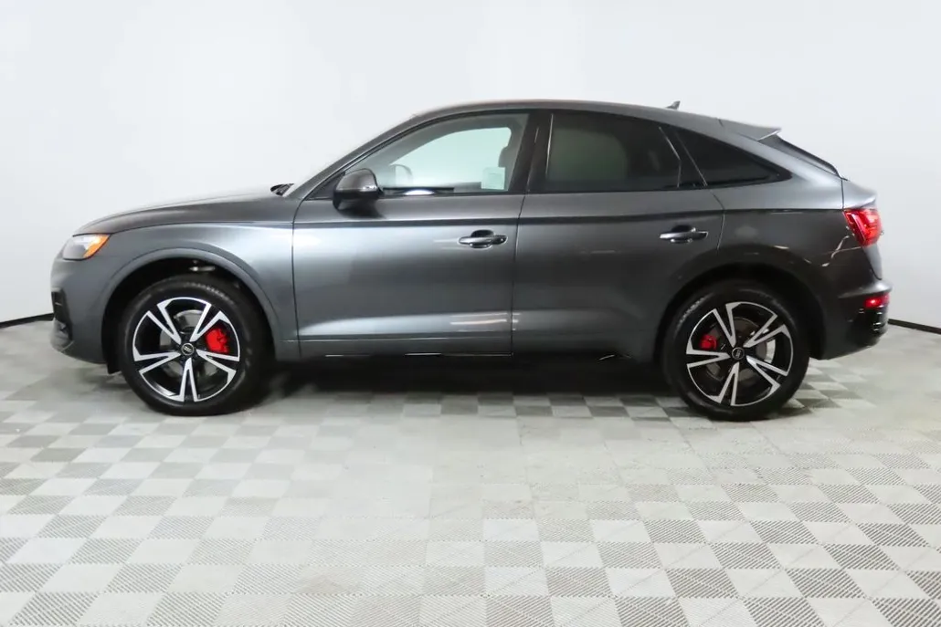 2025 Audi Q5 Sportback 45 S line Premium Plus photo 1