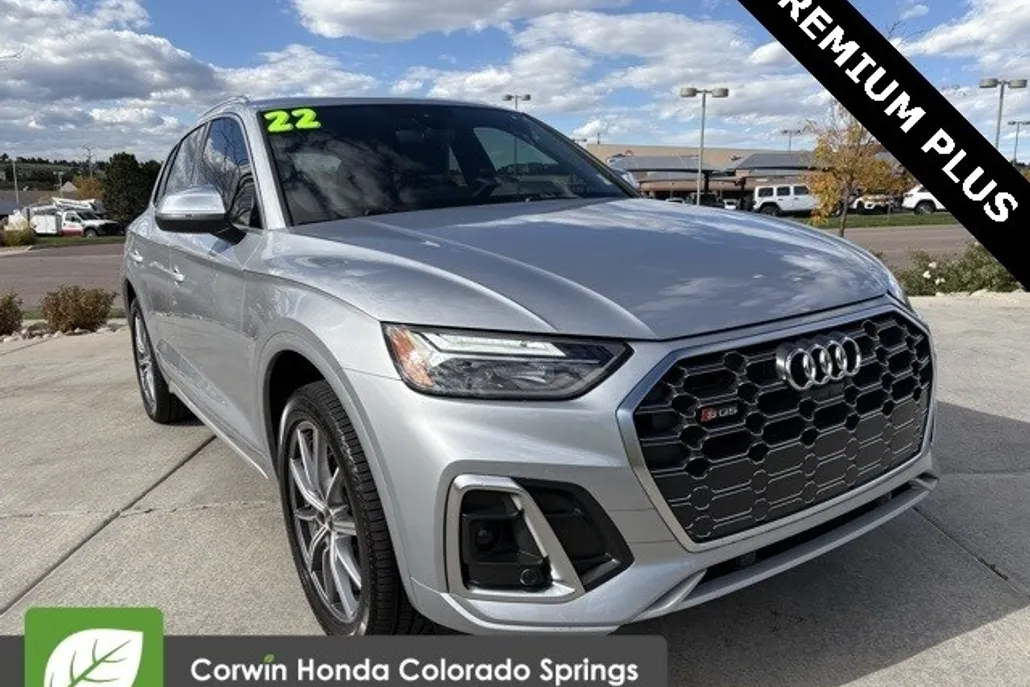 2022 Audi SQ5 Premium Plus photo 1