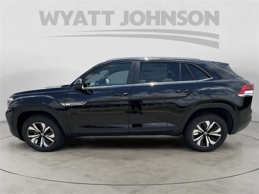 2025 Volkswagen Atlas Cross Sport SE photo 1