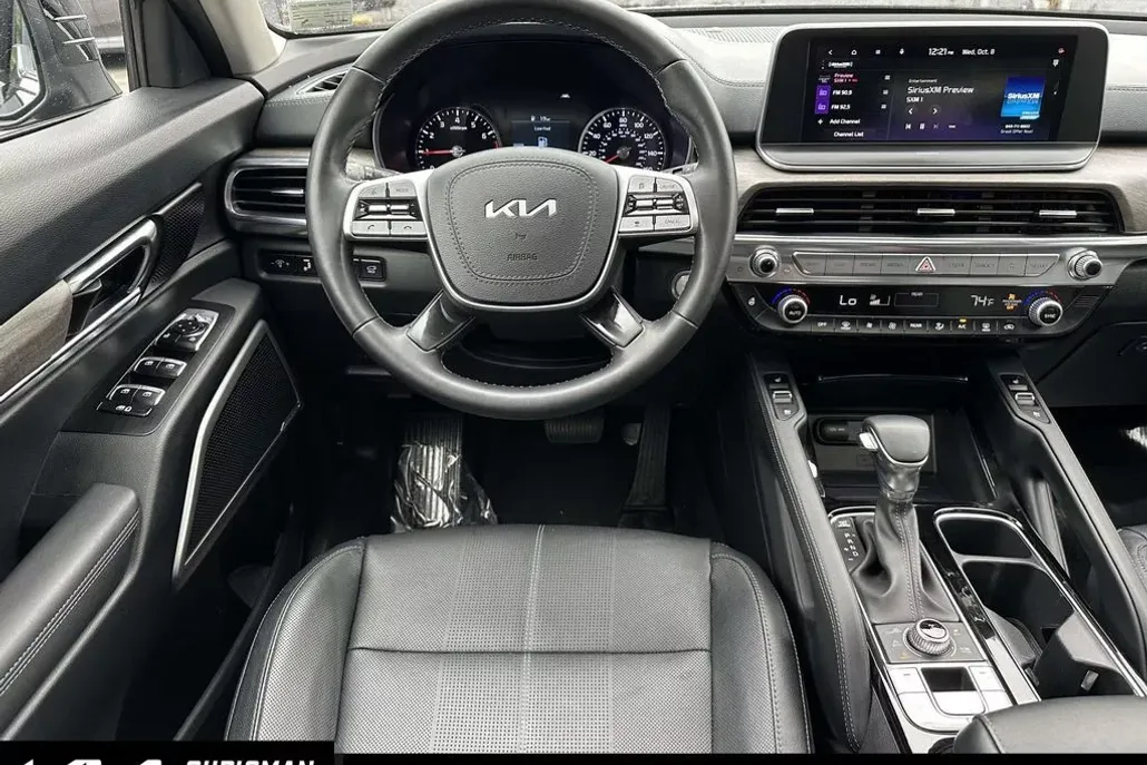 2022 Kia Telluride EX photo 1