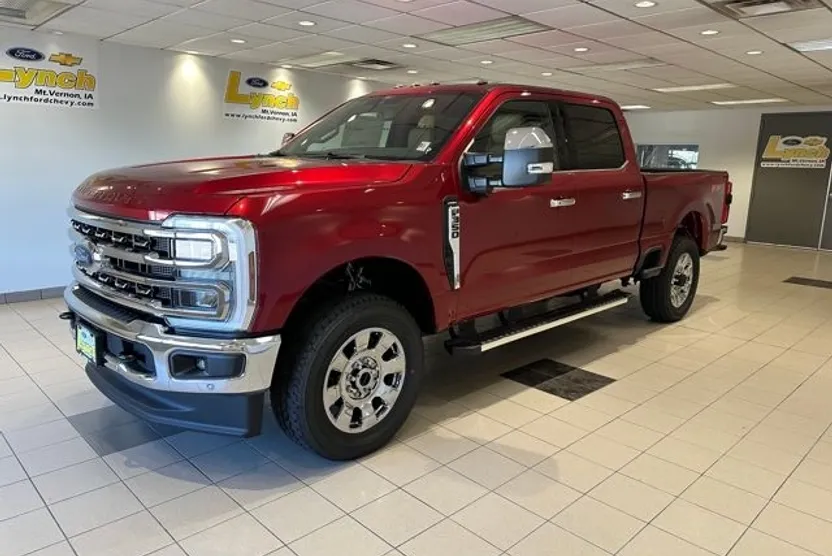 2026 Ford F-350 Lariat photo 1