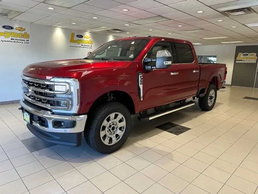 2026 Ford F-350 Lariat photo 1