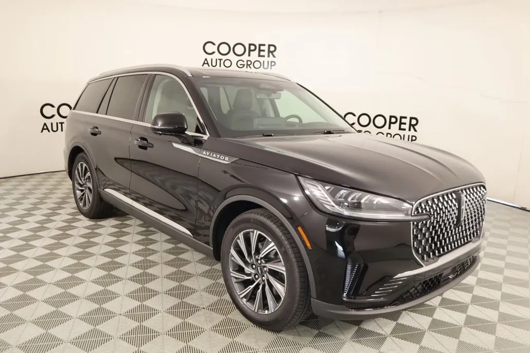 2025 Lincoln Aviator Premiere photo 1