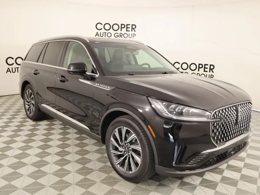 2025 Lincoln Aviator Premiere photo 1