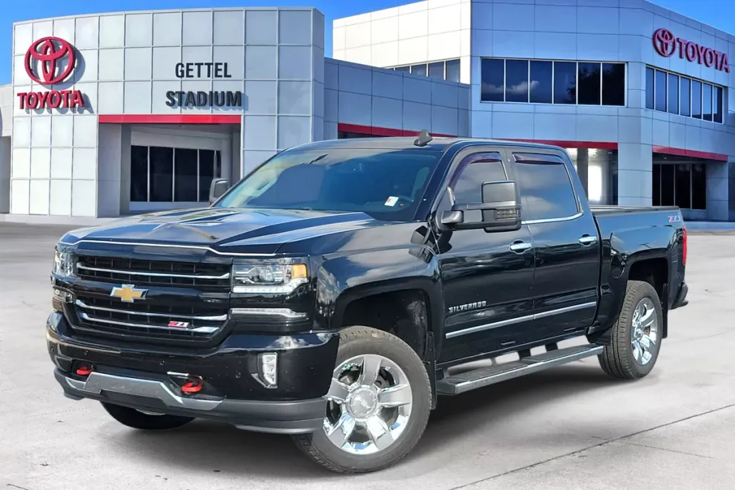 2018 Chevrolet Silverado 1500 LTZ photo 1