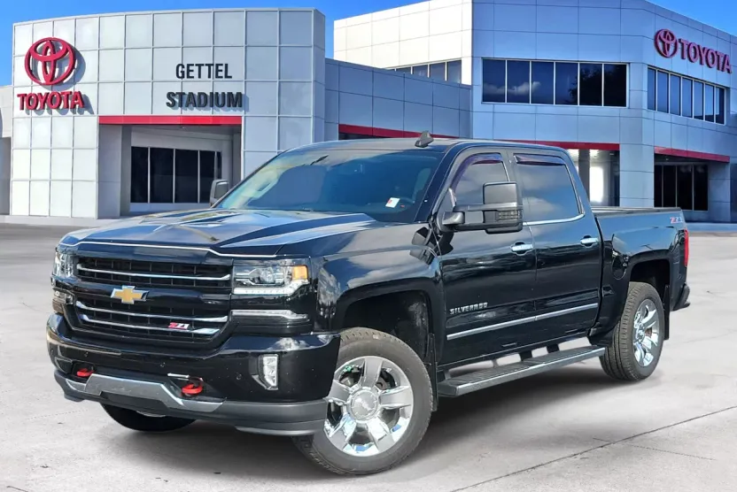 2018 Chevrolet Silverado 1500 LTZ photo 1