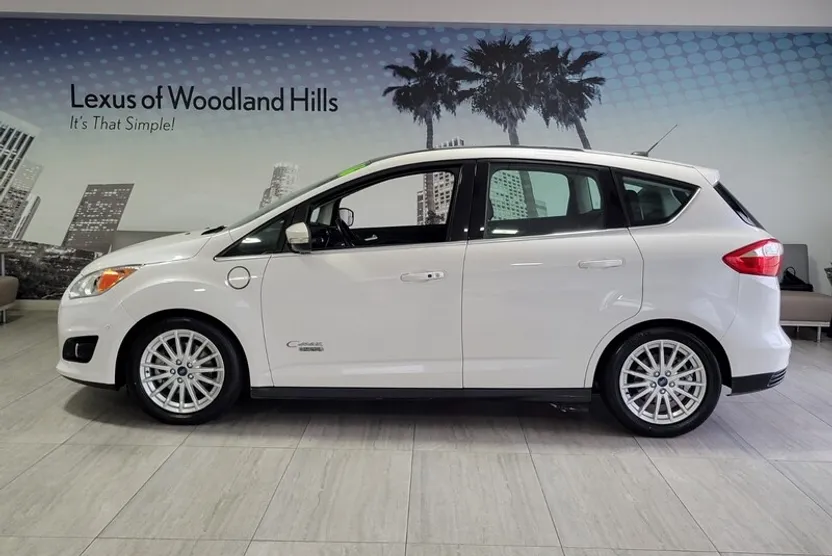 2016 Ford C-Max Energi SEL photo 1