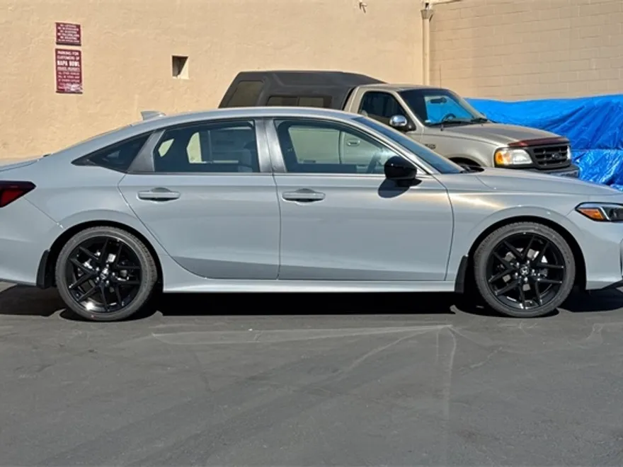 2026 Honda Civic Sport photo 1