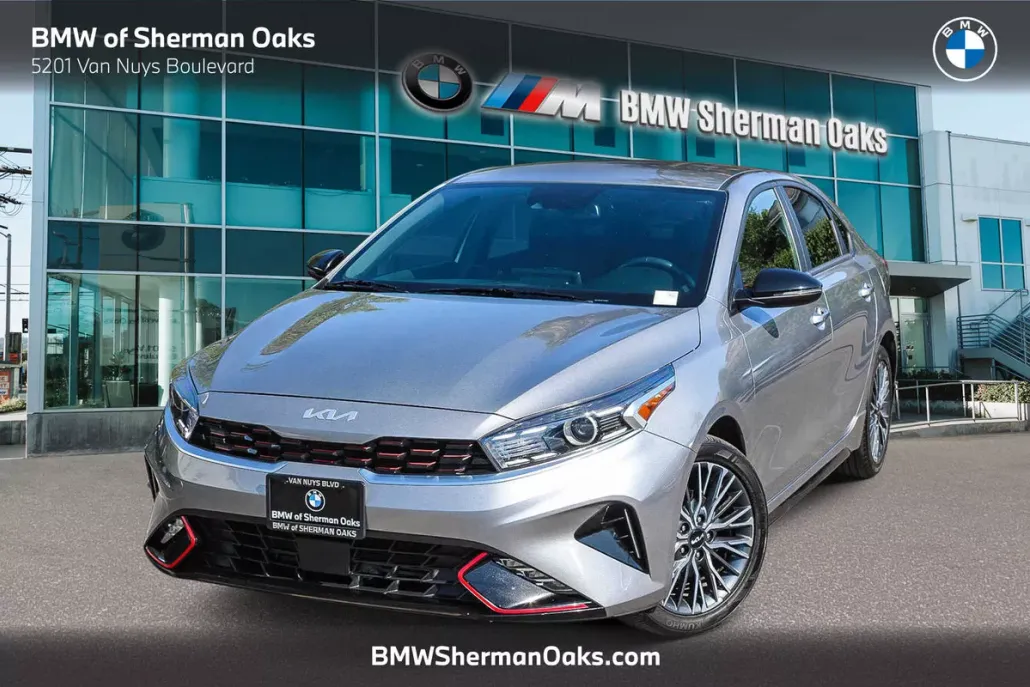 2024 Kia Forte GT-Line photo 1