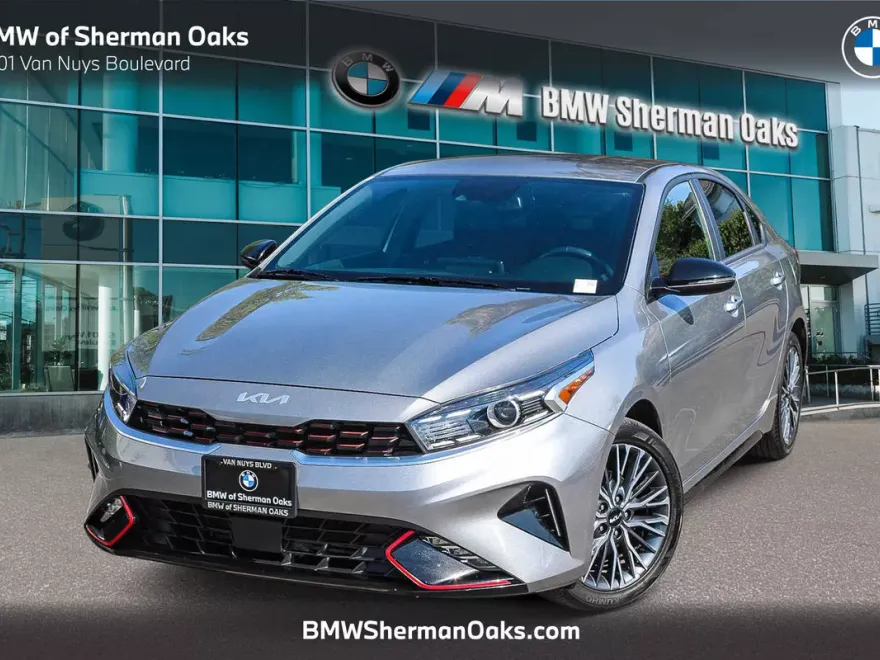 2024 Kia Forte GT-Line photo 1