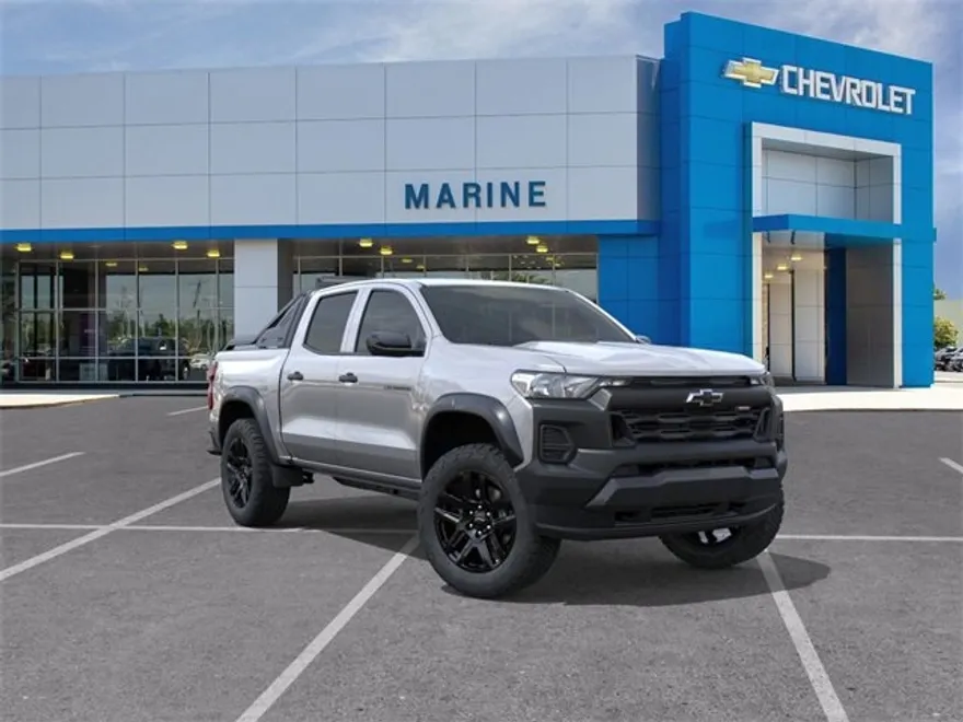 2025 Chevrolet Colorado Trail Boss photo 1