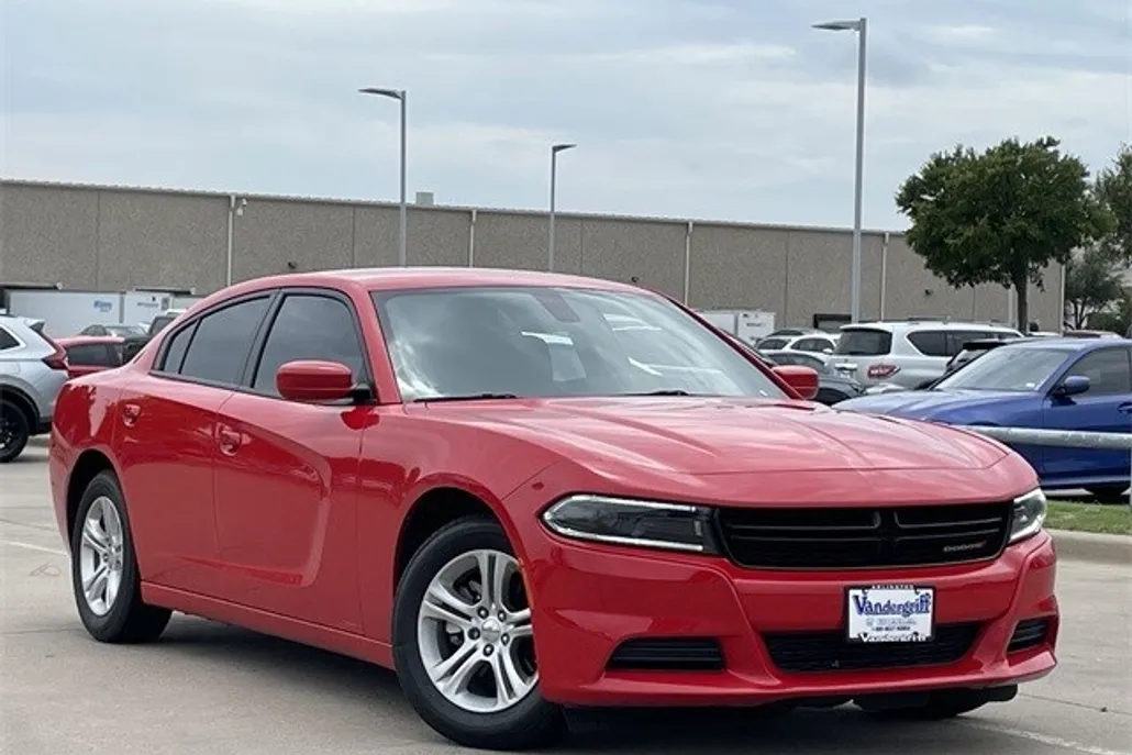2022 Dodge Charger SXT photo 1