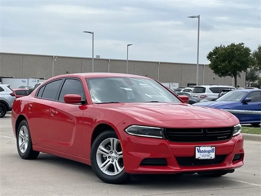 2022 Dodge Charger SXT photo 1