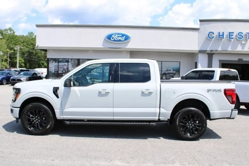 2024 Ford F-150 XLT photo 1