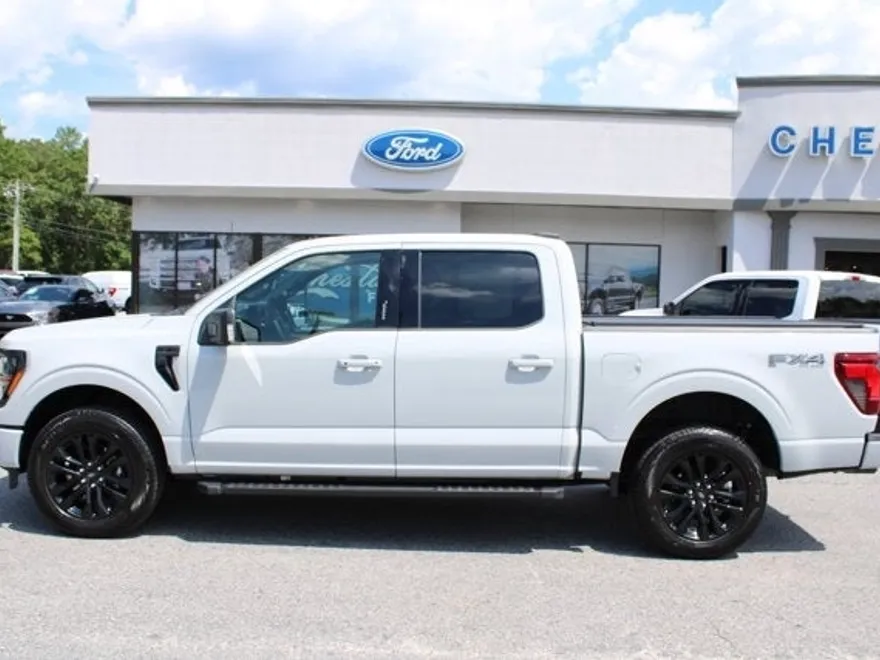 2024 Ford F-150 XLT photo 1