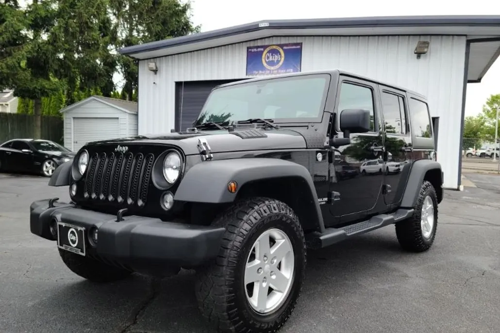 2015 Jeep Wrangler Unlimited Sport photo 1