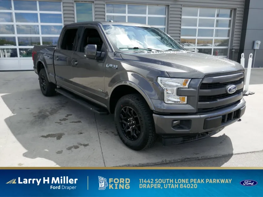 2017 Ford F-150 Lariat photo 1