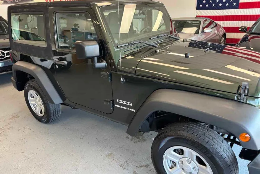 2011 Jeep Wrangler Sport photo 1