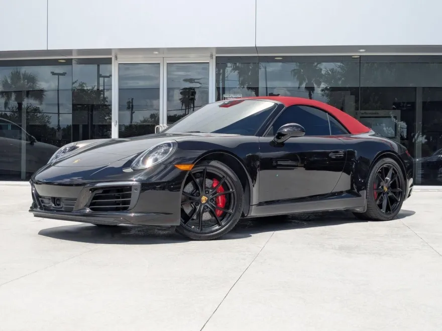 2018 Porsche 911 S Cabriolet photo 1