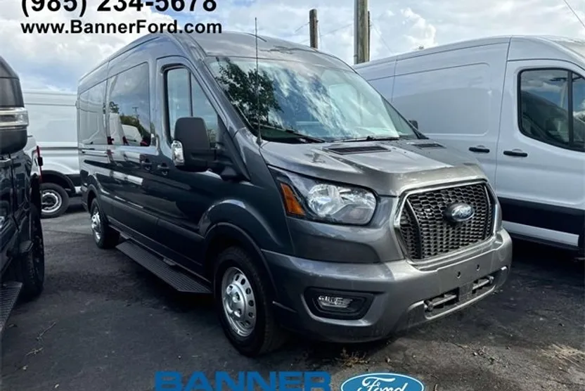 2024 Ford Transit Passenger XLT photo 1