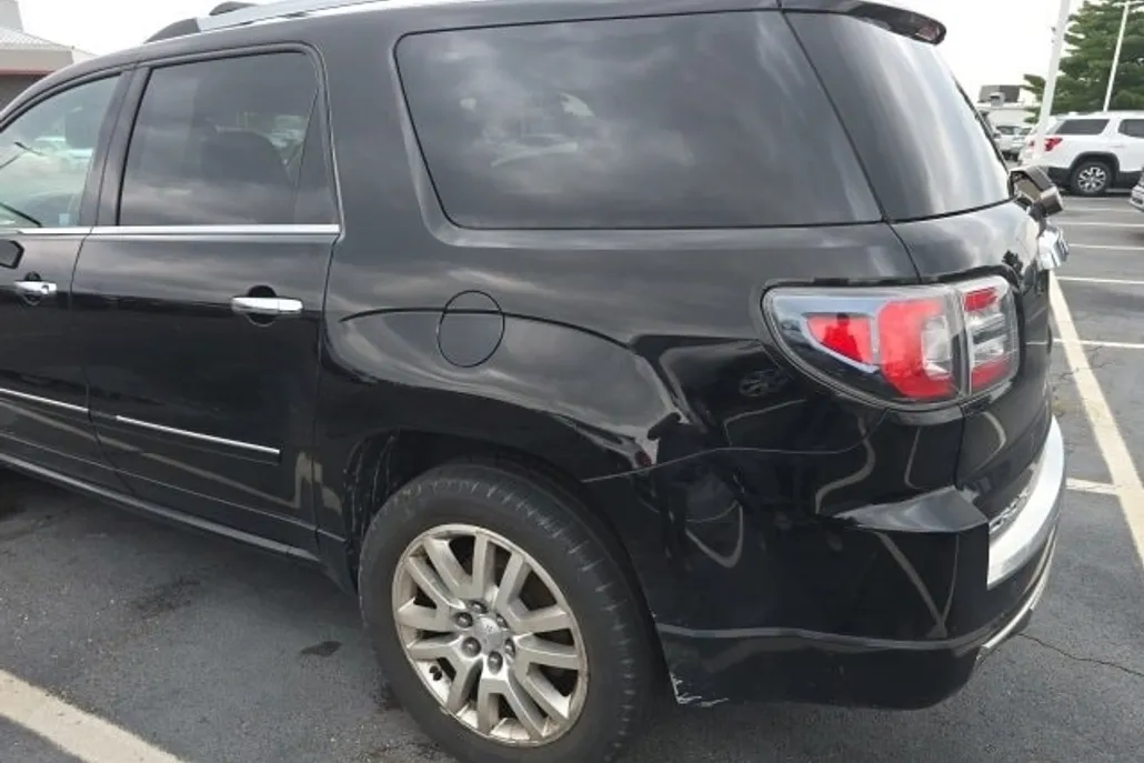 2016 Gmc Acadia Denali photo 1