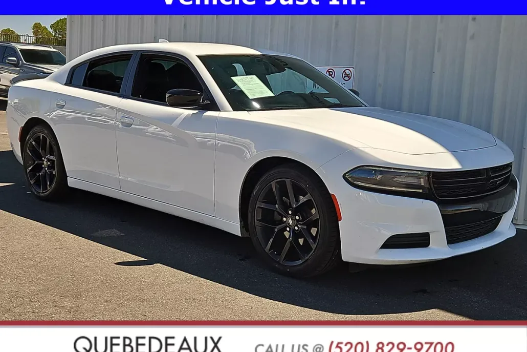 2020 Dodge Charger SXT photo 1