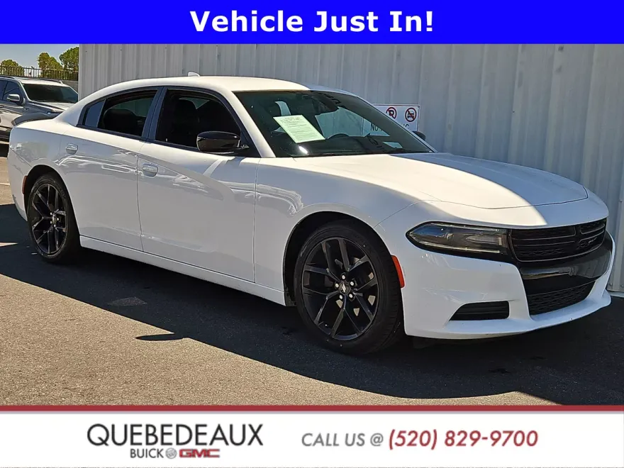 2020 Dodge Charger SXT photo 1