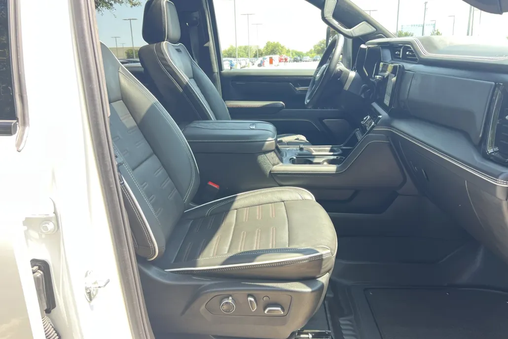 2025 Gmc Sierra HD AT4X photo 1