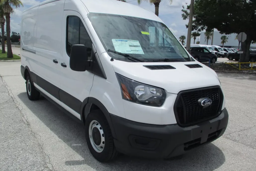 2025 Ford Transit Cargo Van photo 1
