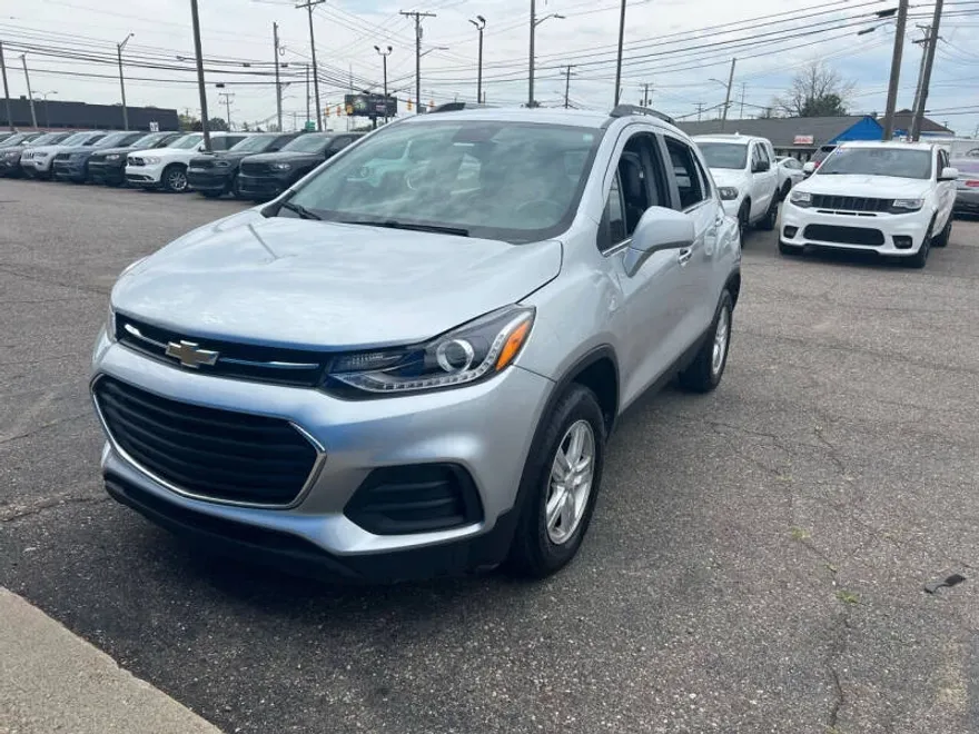 2019 Chevrolet Trax LT photo 1